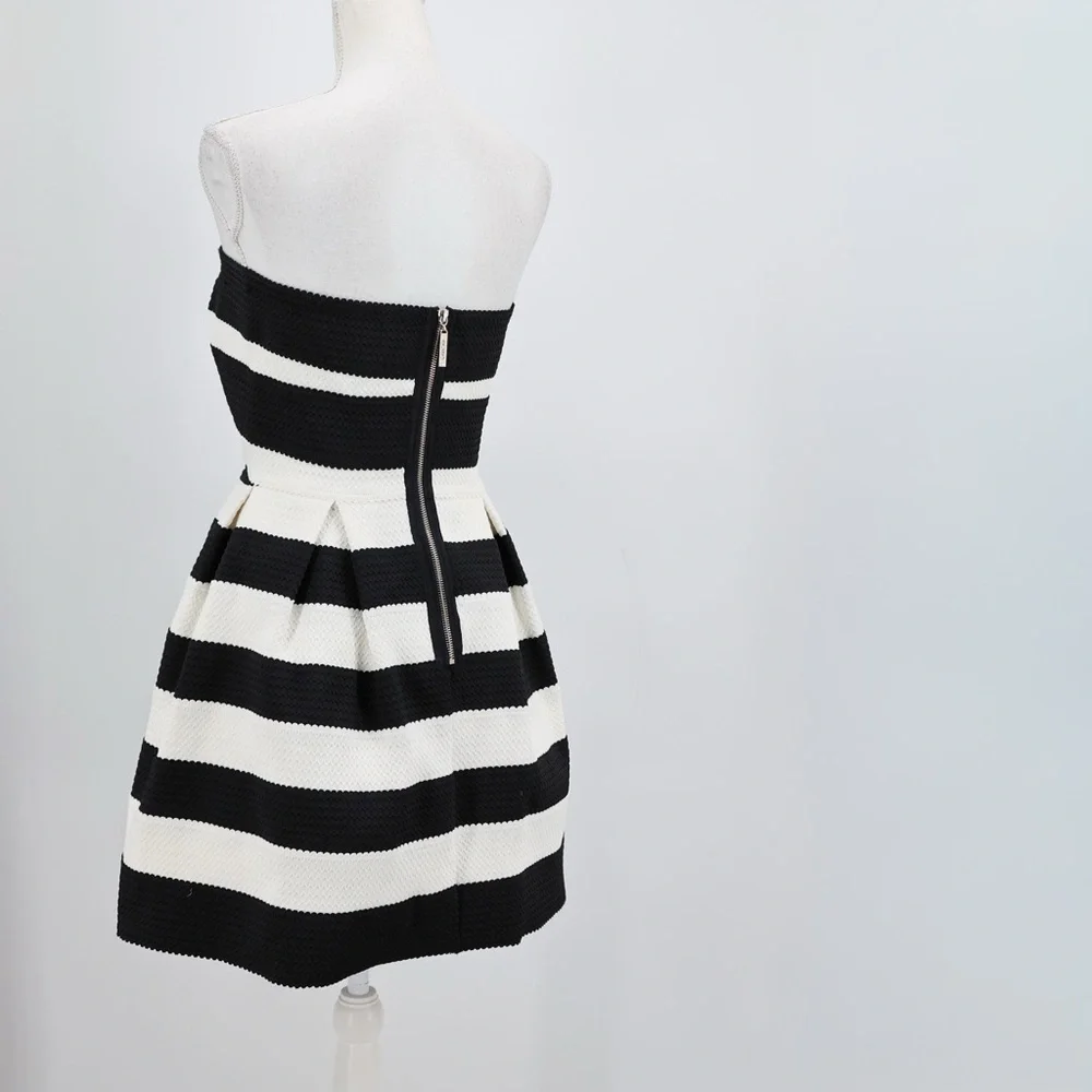 BCBGMaxAzria Alythea‎ Strapless Stripe Fit Flare Mini Dress Black Cream M